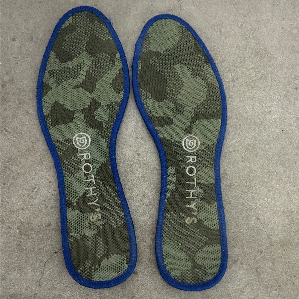 Rothy's Women's Green Camo Knit Flats with Blue Trim - Picture 4 of 4